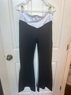 Fabletics PureLuxe flare leggings